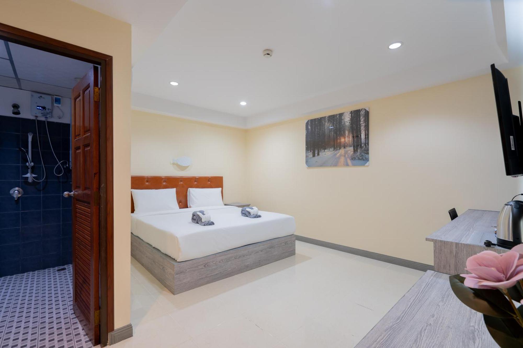 Square One Hotel Patong Eksteriør billede