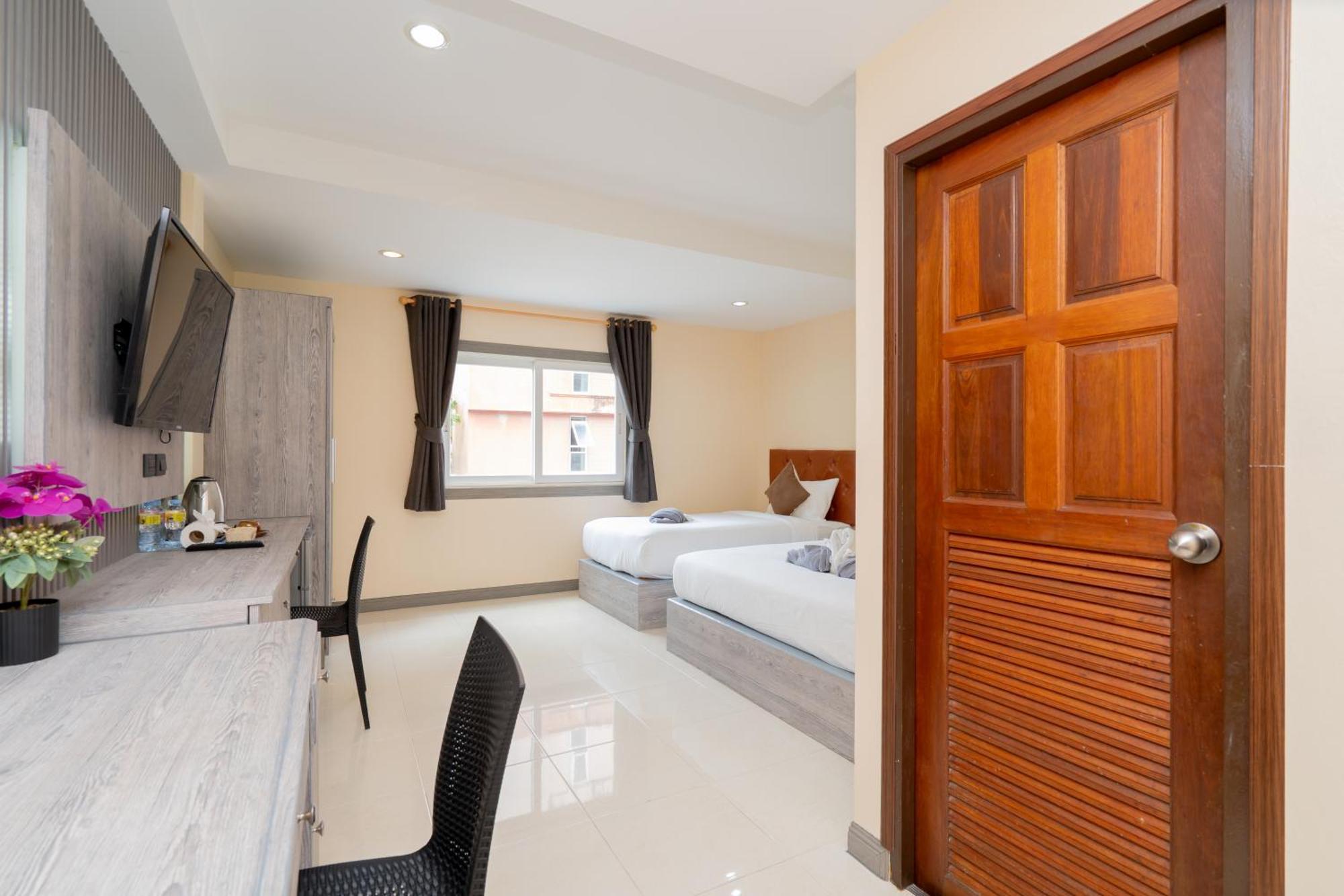Square One Hotel Patong Eksteriør billede