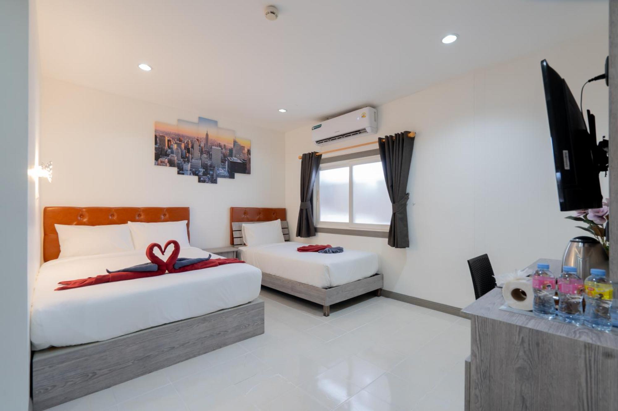 Square One Hotel Patong Eksteriør billede
