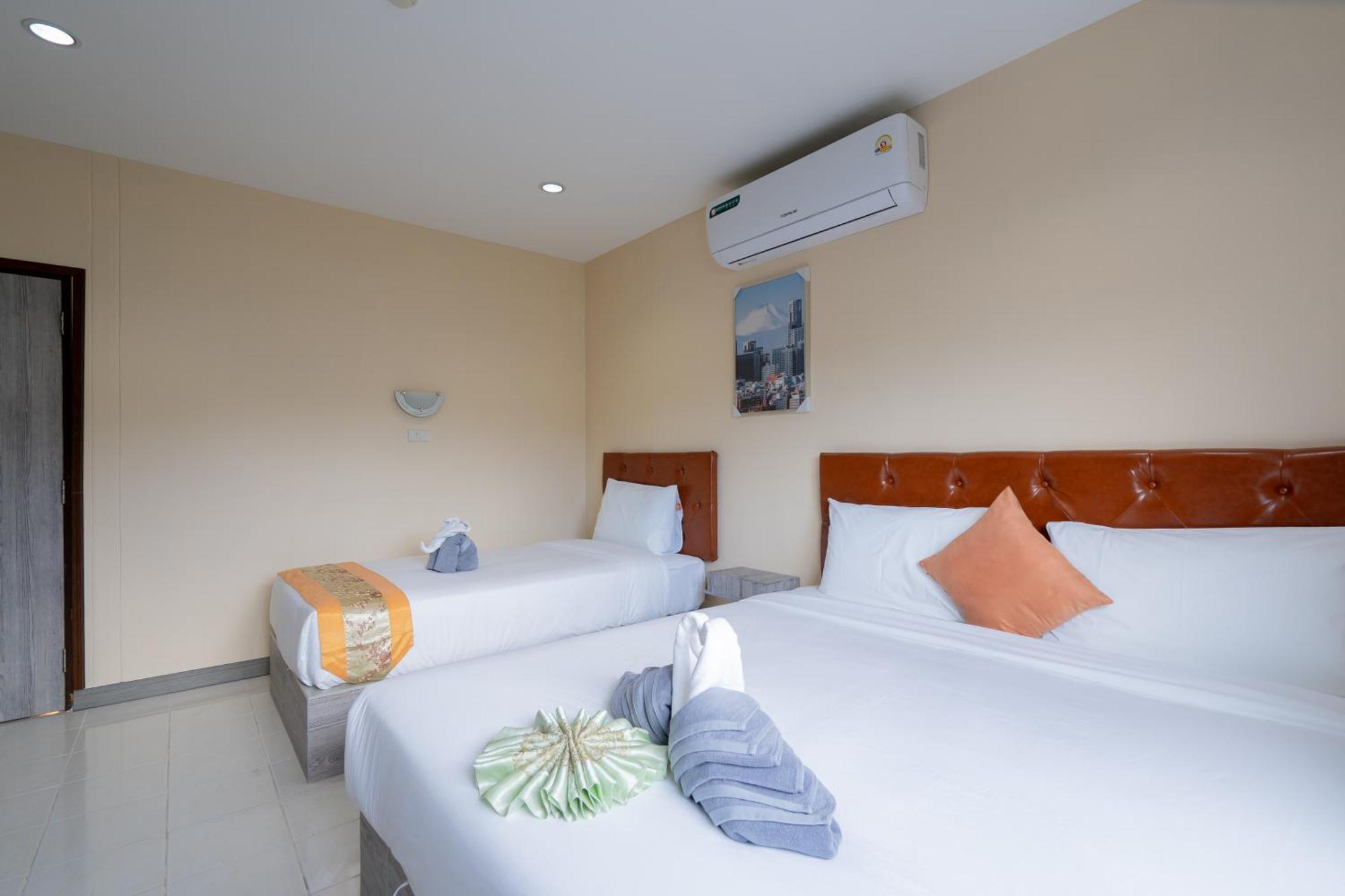 Square One Hotel Patong Eksteriør billede