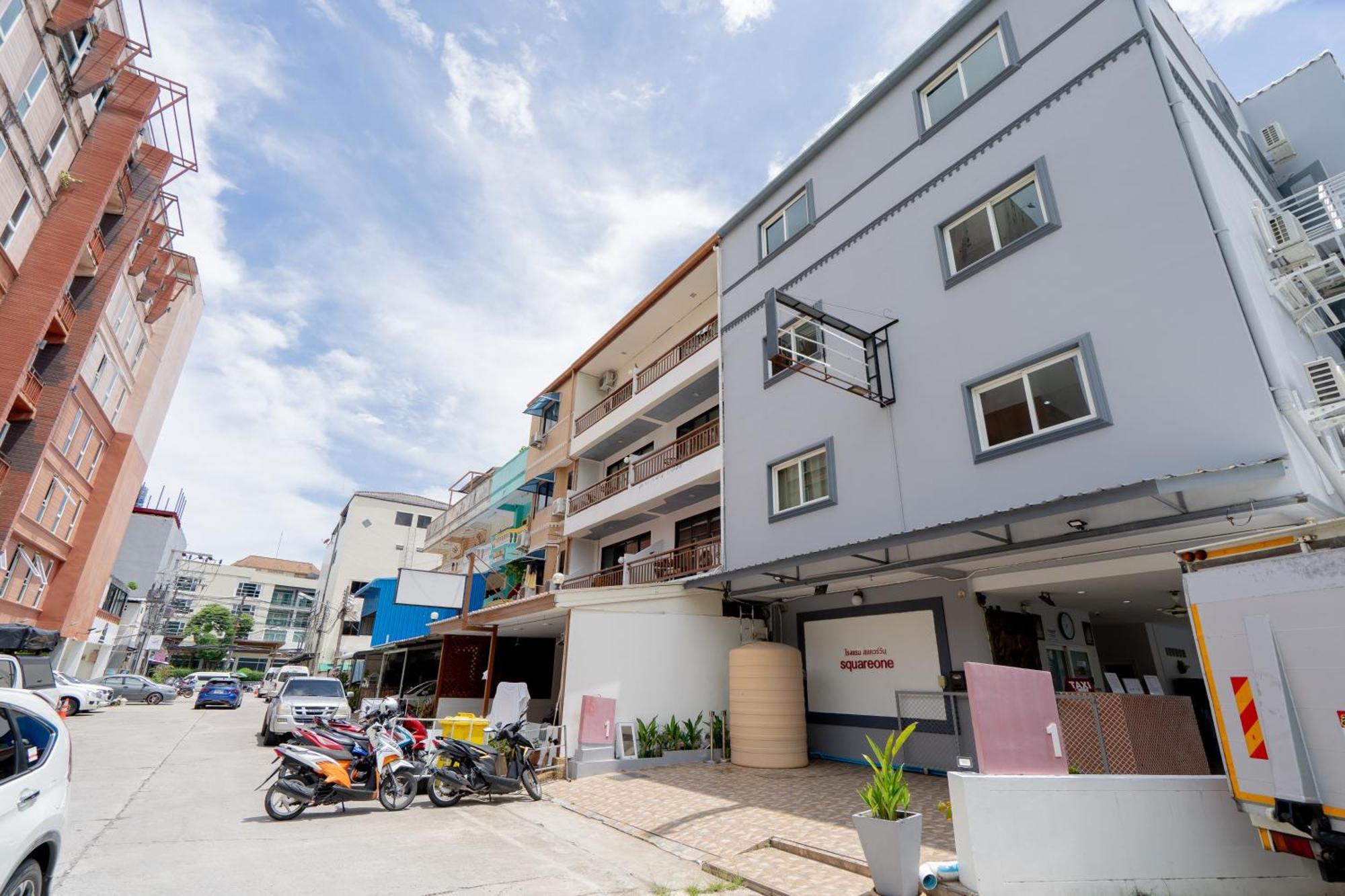 Square One Hotel Patong Eksteriør billede