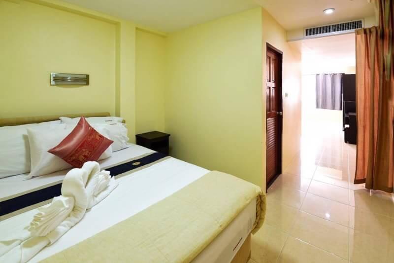Square One Hotel Patong Eksteriør billede