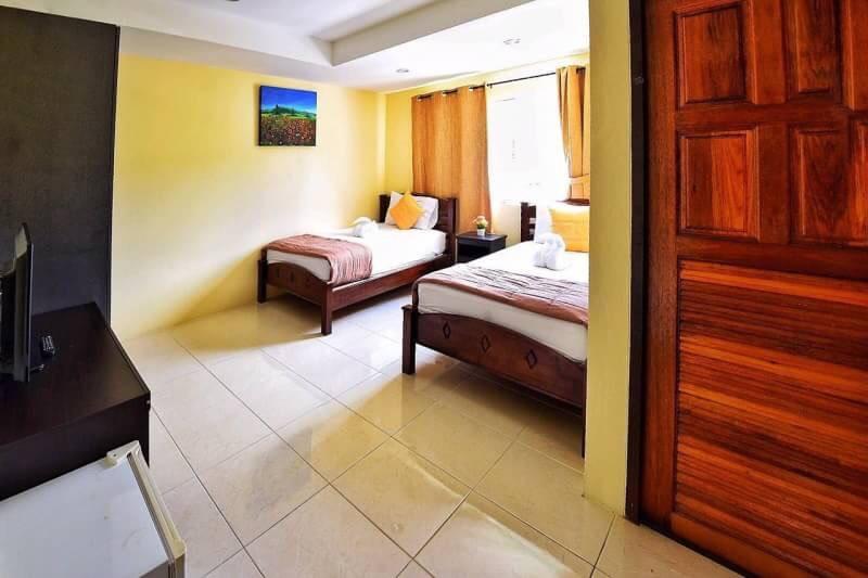 Square One Hotel Patong Eksteriør billede